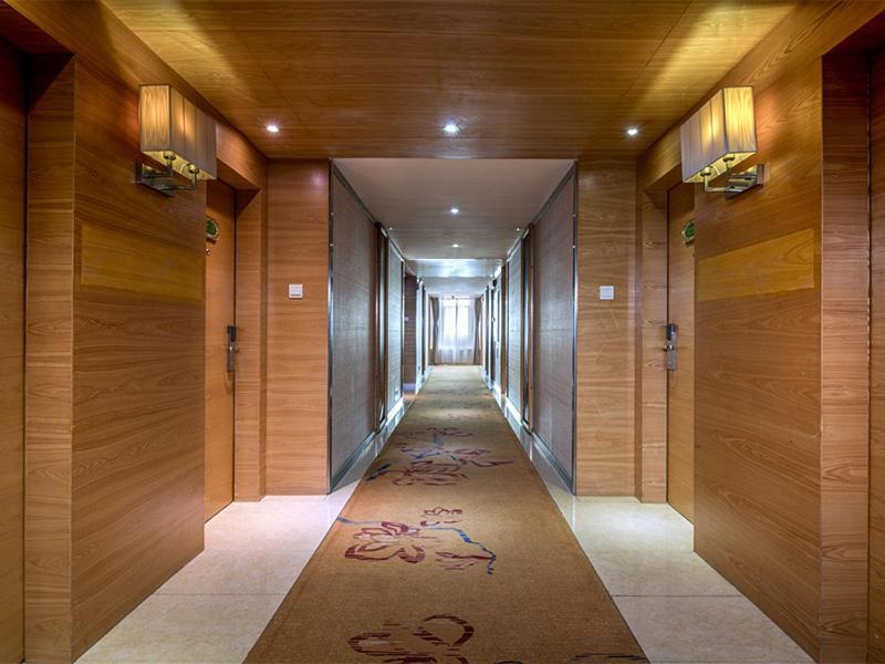 Vienna Hotel Guangzhou Airport Экстерьер фото