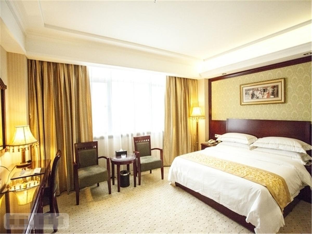 Vienna Hotel Guangzhou Airport Экстерьер фото