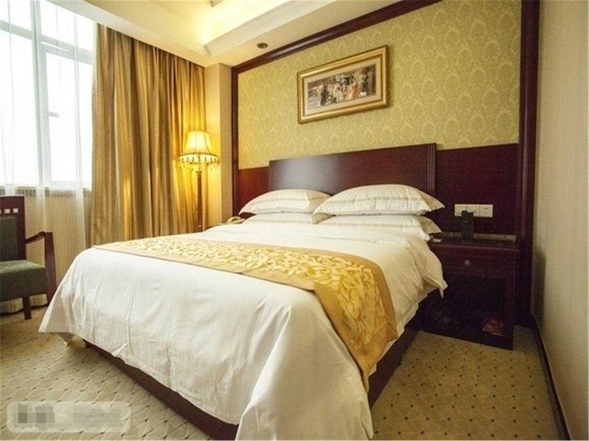 Vienna Hotel Guangzhou Airport Экстерьер фото