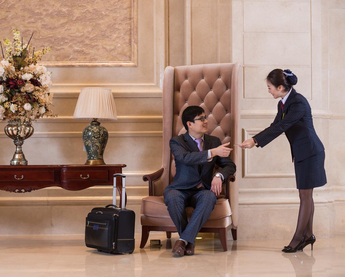 Vienna Hotel Guangzhou Airport Экстерьер фото