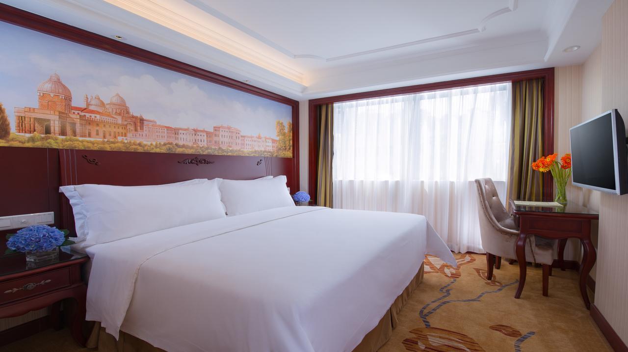 Vienna Hotel Guangzhou Airport Экстерьер фото